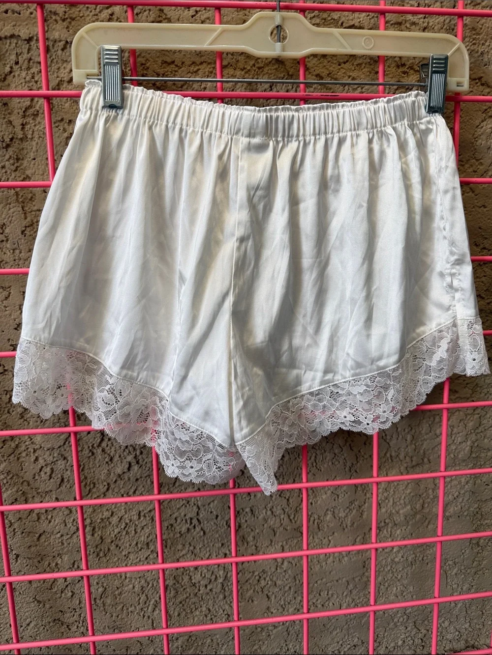 Vintage Lulu's White Satin Lace-Trim Sleep Shorts - Picture 5 of 5